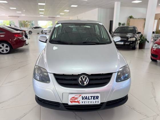 VOLKSWAGEN FOX 1.0 MI 8V FLEX 4P MANUAL VOLKSWAGEN FOX 1.0 MI 8V FLEX 4P MANUAL